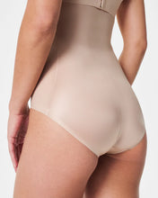 SPANXshape™ Invisible High-Waisted Brief