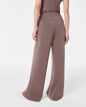 Airessentials Wide Leg Pant-Smoke