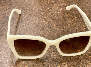 Diff Rhys - Meringue + Brown Gradient Sunglasses