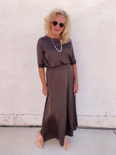 GISELE SATIN TOP-Brown