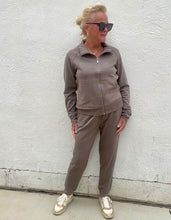 LuLuB-Joggers-Taupe