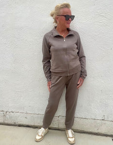 LuLuB-Joggers-Taupe