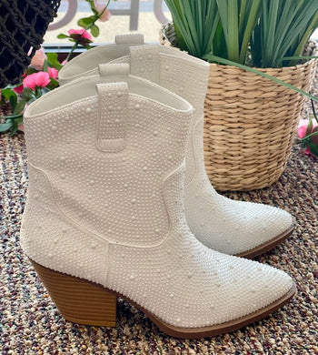 Ivory Sparkle Cowgirl Boots