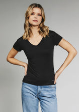 Core™ V-Neck Tee-Black