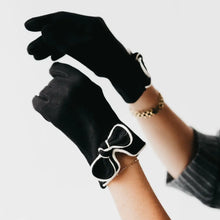 Bow Gloves