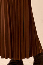 PULL ON PLEATED SKIRT-Hickory