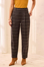 Ponte Pull-On Ankle Pant With Pintuck Detail-Buff