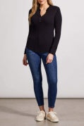 HENLEY TOP W/ BUTTONS -BLACK