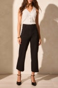 HIGH RISE FLY FRT CAPRI W/ POCKETS-BLACK