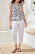 SLV/LESS BUTTON FRONT BLOUSE-WHITE/BLACK
