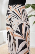 PULL ON CAPRI W/ EMBROIDERY STITCH-CHESTNUT