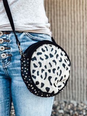 Round Animal Crossbody