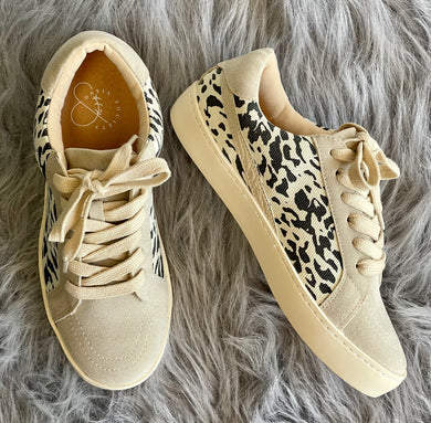 Jordan Beige Leopard Sneaker